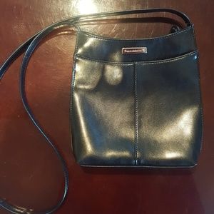 LIZ CLAIBORNE black purse/shoulder bag